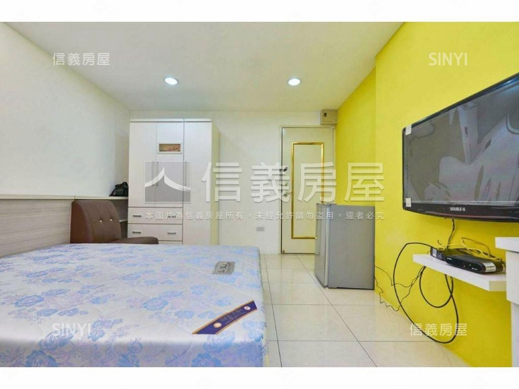 近新光遠百收租美四套房屋室內格局與周邊環境