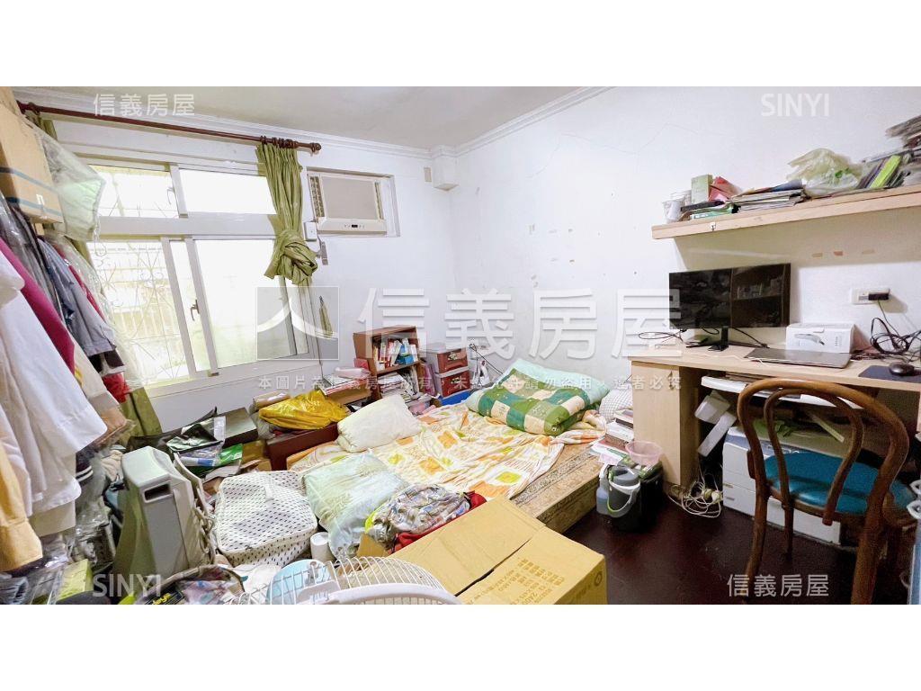 近家樂福安靜大空間房屋室內格局與周邊環境