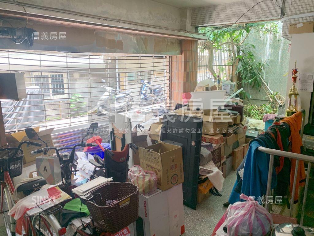 近家樂福安靜大空間房屋室內格局與周邊環境