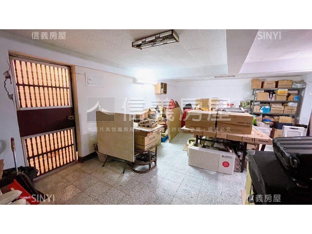 近家樂福安靜大空間房屋室內格局與周邊環境