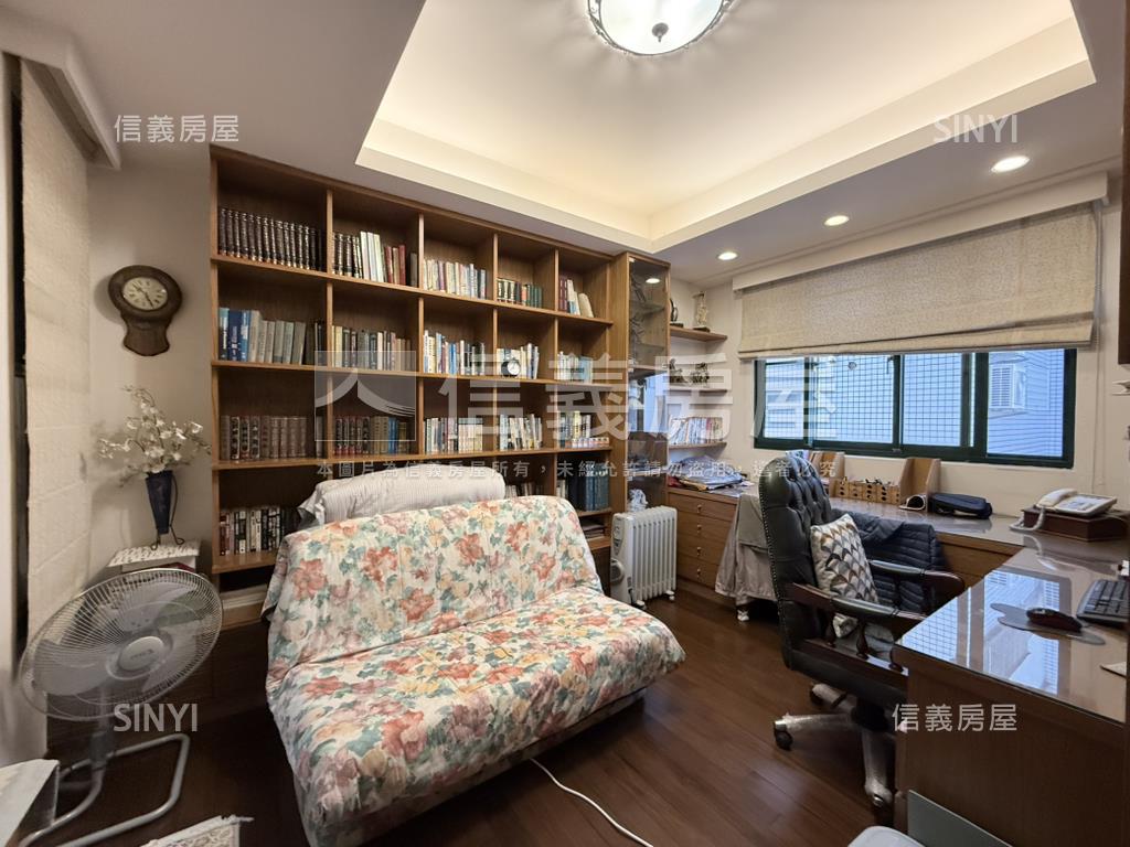 美術館✦獨棟震後電梯別墅房屋室內格局與周邊環境