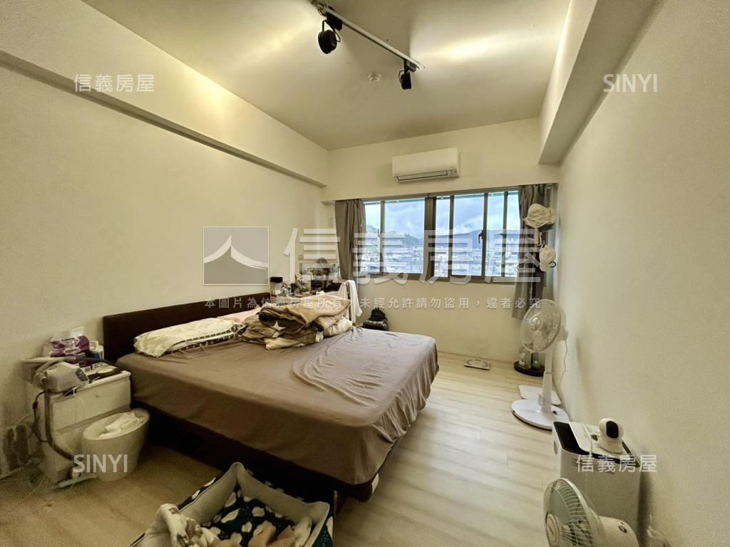 創新世界清幽三房房屋室內格局與周邊環境