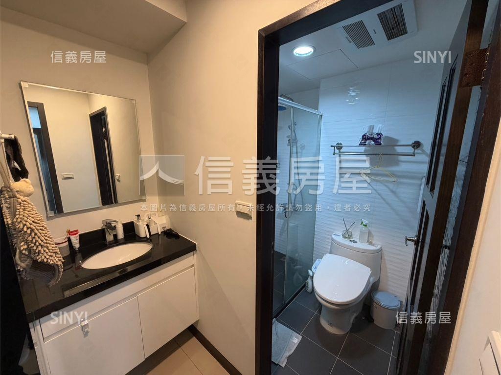 新世代精美兩房車位房屋室內格局與周邊環境