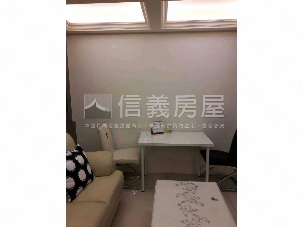 中山捷運黃金住辦發財屋房屋室內格局與周邊環境