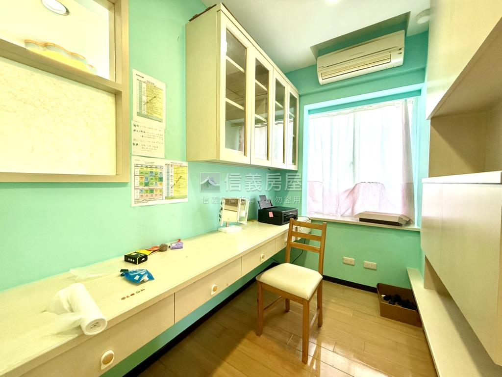 基河側看河景極美裝潢房屋室內格局與周邊環境