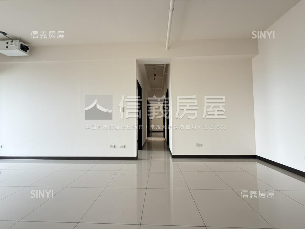 中國醫高樓四房雙平車好案房屋室內格局與周邊環境