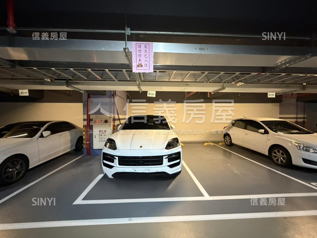 中國醫高樓四房雙平車好案房屋室內格局與周邊環境