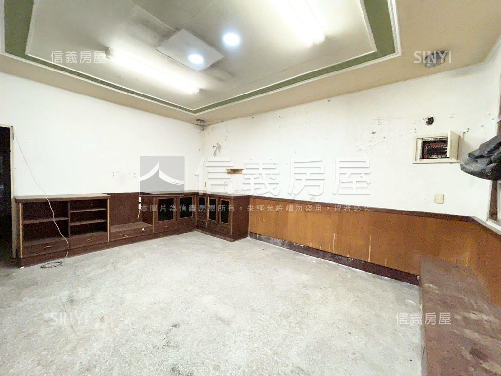 近仁愛醫院大地坪透天房屋室內格局與周邊環境