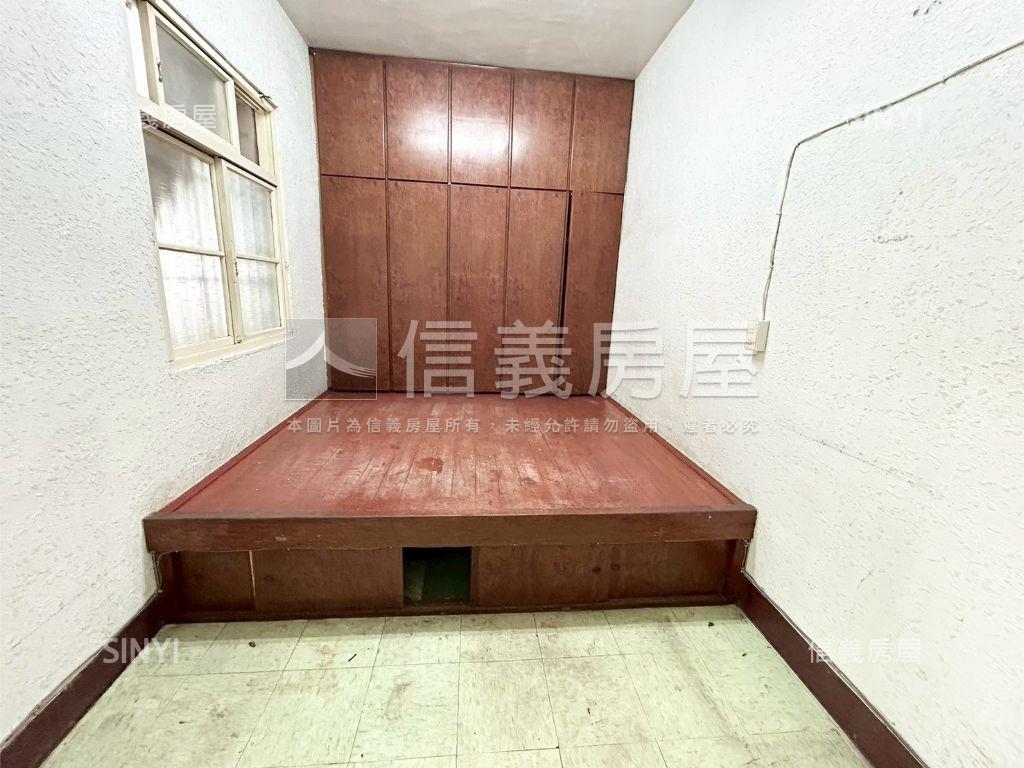 近仁愛醫院大地坪透天房屋室內格局與周邊環境