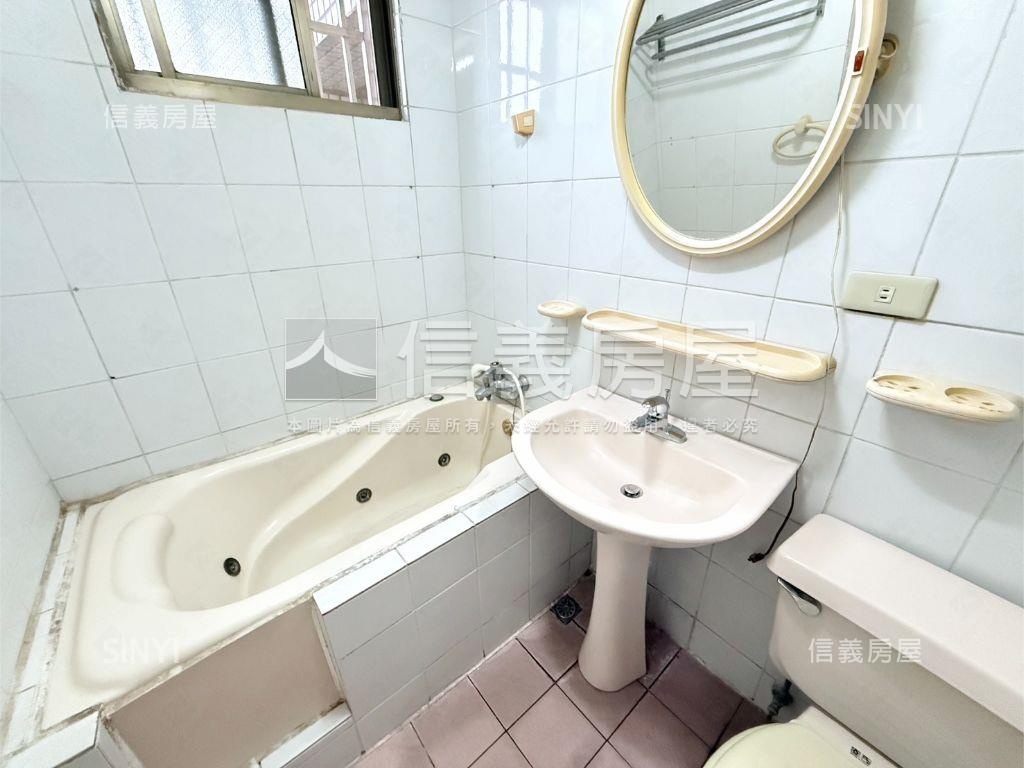 莎士比亞三房房屋室內格局與周邊環境