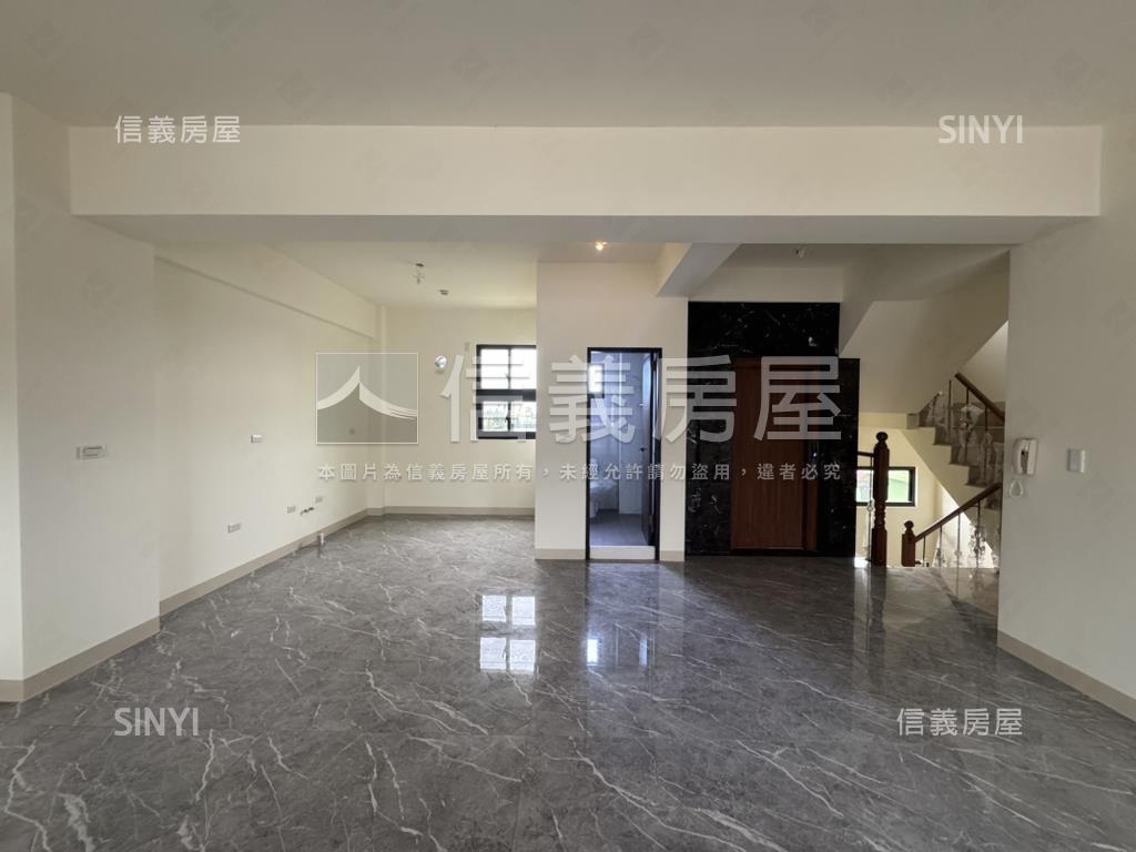 旗山一號院．電梯透店房屋室內格局與周邊環境