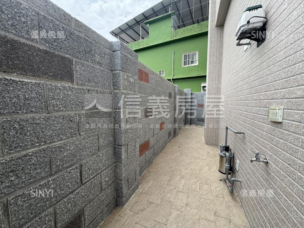 旗山一號院．電梯透店房屋室內格局與周邊環境