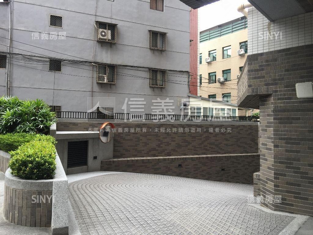 ★士科京璽精緻美宅房屋室內格局與周邊環境