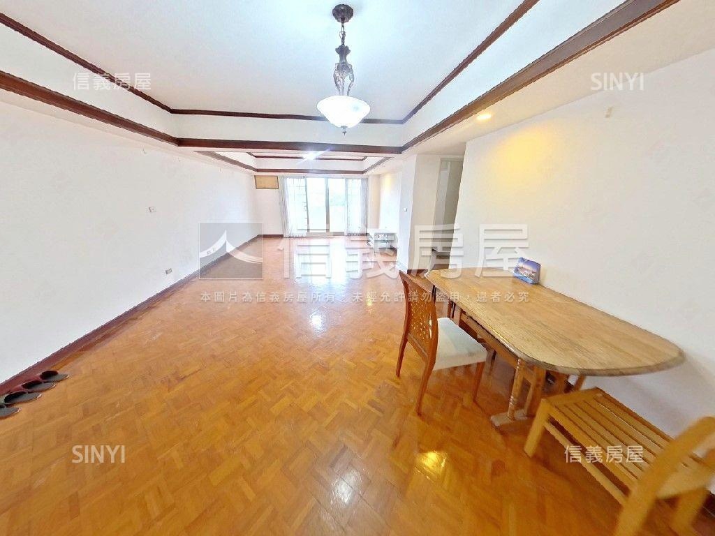 映虹園景觀方正四房房屋室內格局與周邊環境