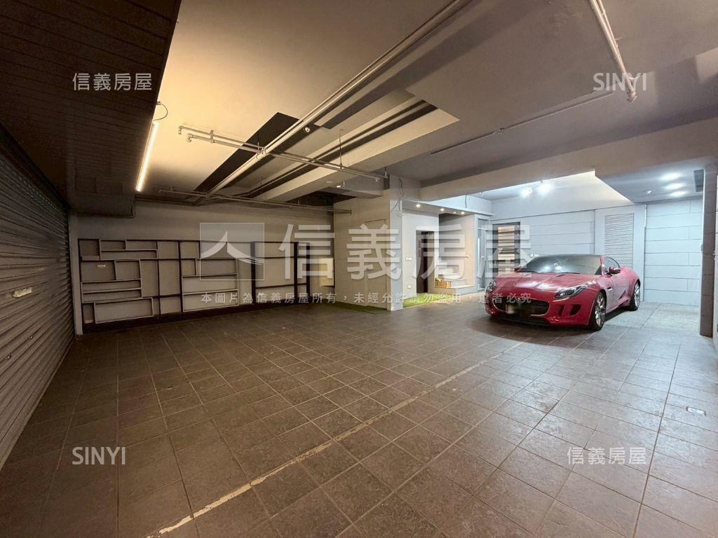 富春山居高級裝潢電梯別墅房屋室內格局與周邊環境