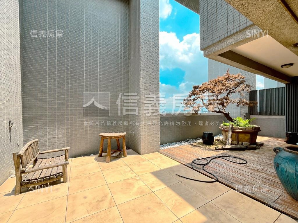 大城梧同高樓露台設計名宅房屋室內格局與周邊環境