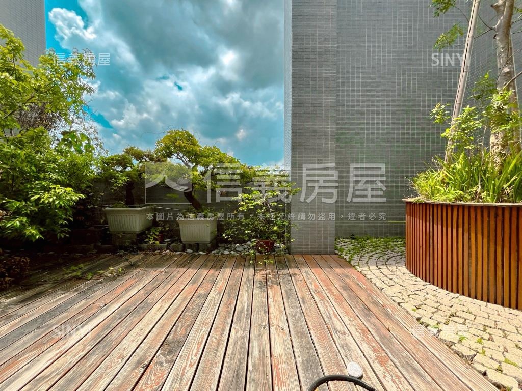 大城梧同高樓露台設計名宅房屋室內格局與周邊環境