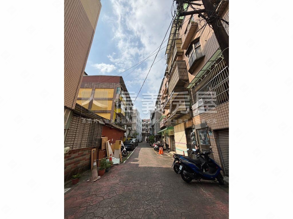 【收租】新興街１房屋室內格局與周邊環境