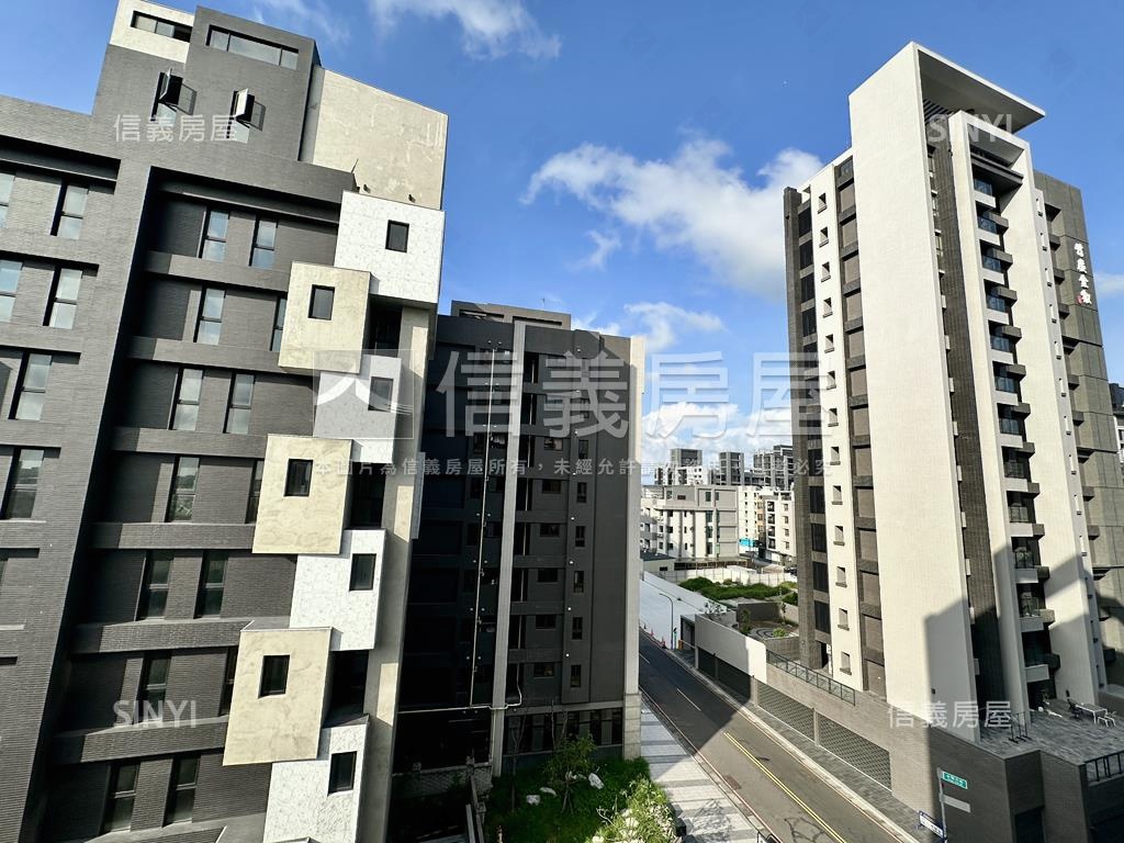 金雅昕未來大兩房房屋室內格局與周邊環境