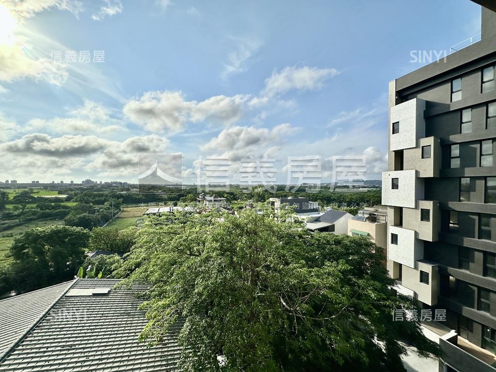 金雅昕未來大兩房房屋室內格局與周邊環境