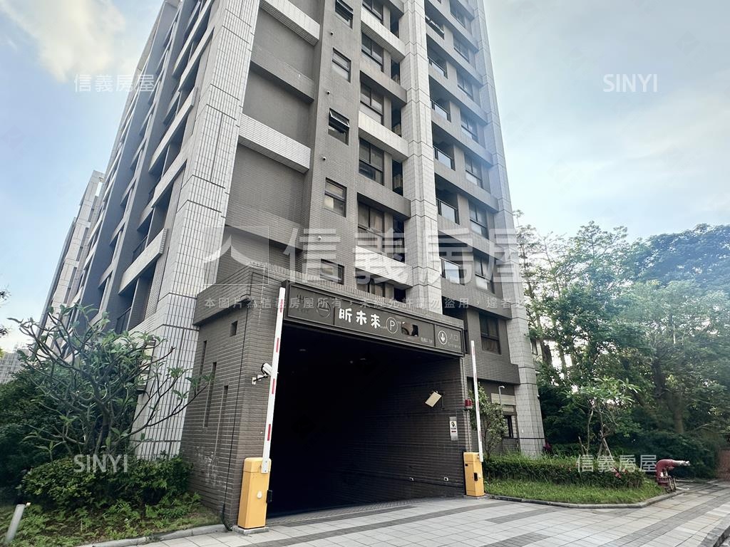 金雅昕未來大兩房房屋室內格局與周邊環境