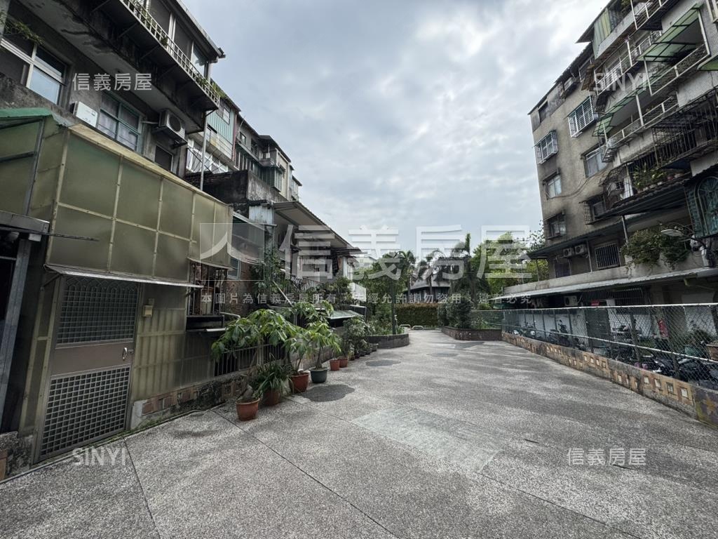 南勢角透天金店面房屋室內格局與周邊環境