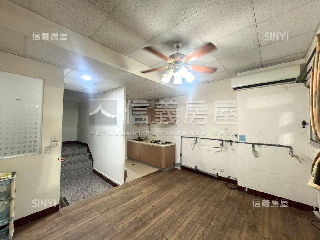 正開元路霸氣金店面房屋室內格局與周邊環境