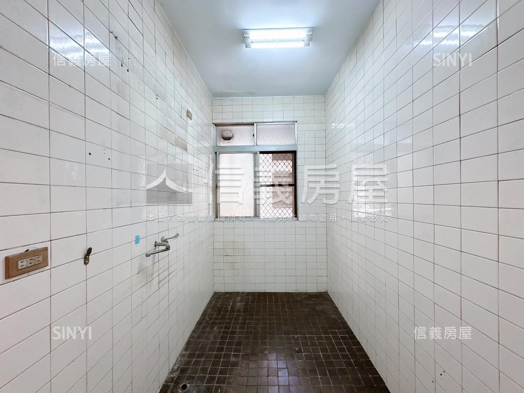 未來黃線建工商圈三房美寓房屋室內格局與周邊環境