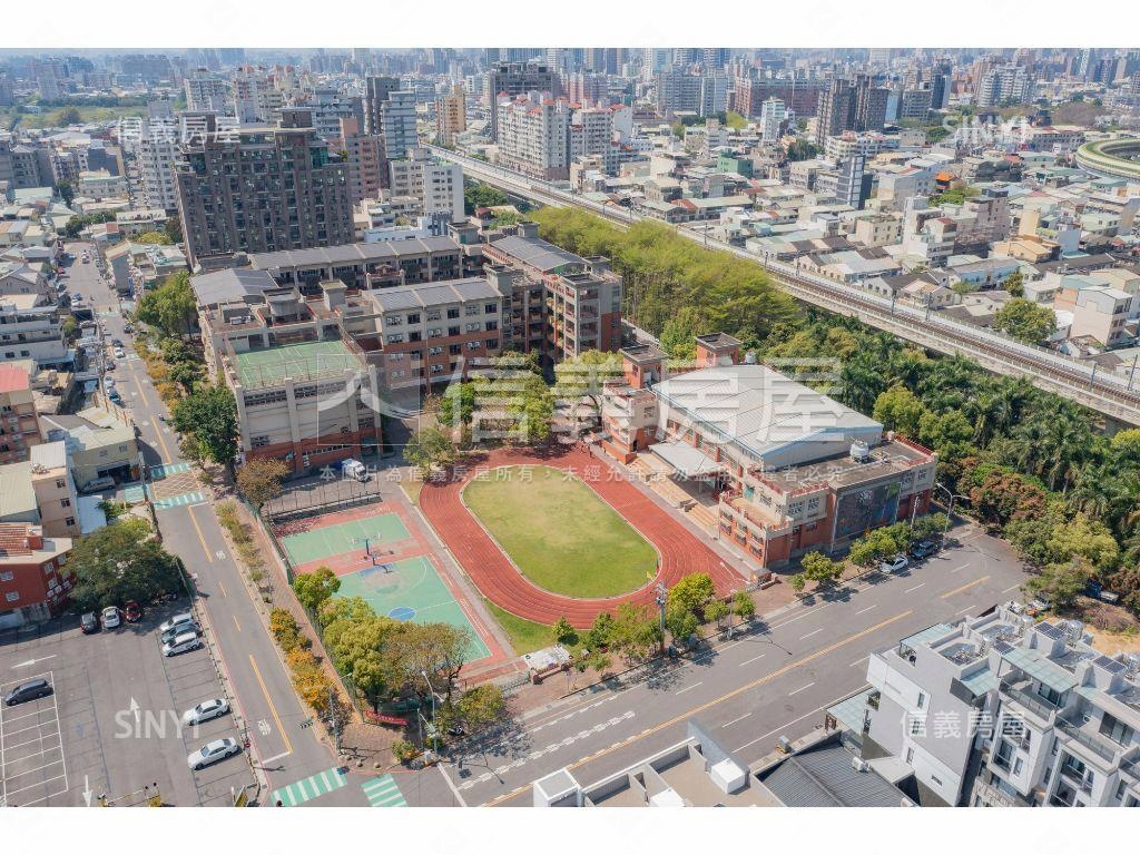 單元１２百坪土地房屋室內格局與周邊環境
