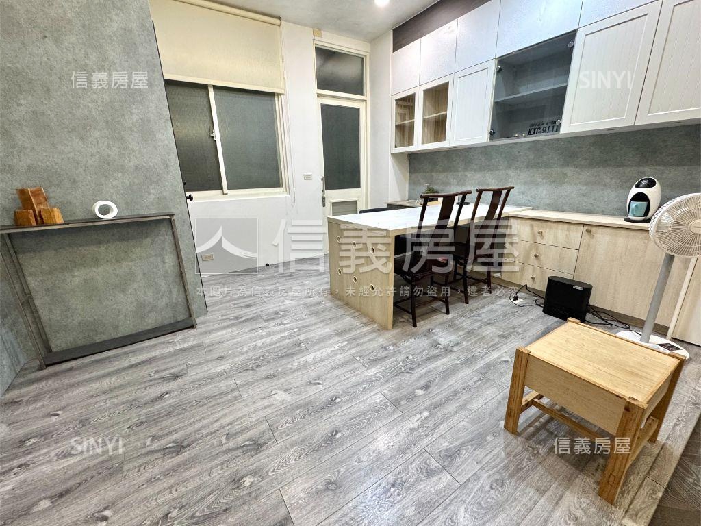 十期精美裝潢別墅房屋室內格局與周邊環境