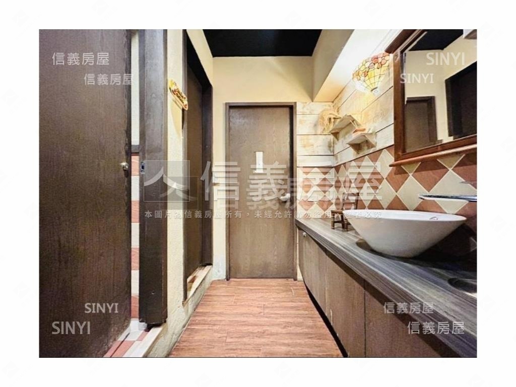 面寬路寬金店面房屋室內格局與周邊環境