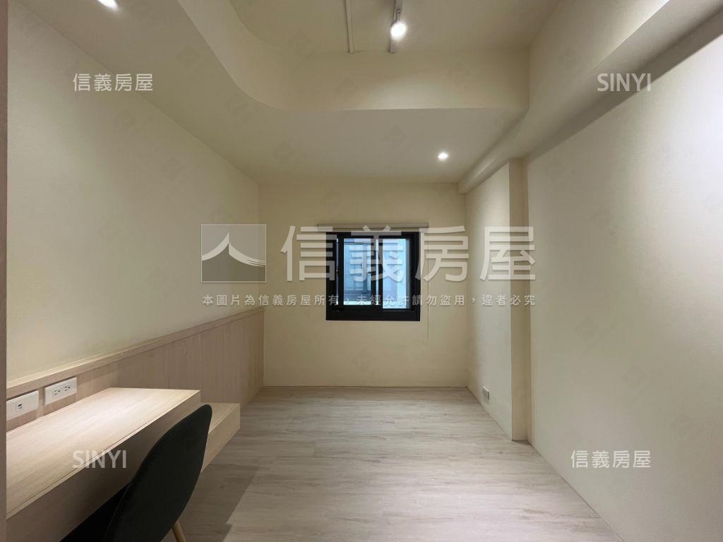 楠梓帶裝潢公寓一樓房屋室內格局與周邊環境