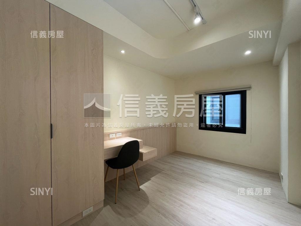 楠梓帶裝潢公寓一樓房屋室內格局與周邊環境