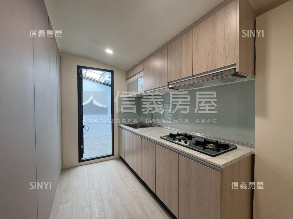 楠梓帶裝潢公寓一樓房屋室內格局與周邊環境