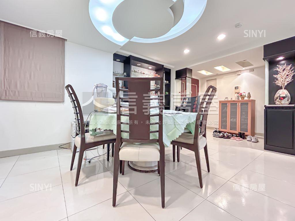 日月光☆忘憂四房車位房屋室內格局與周邊環境