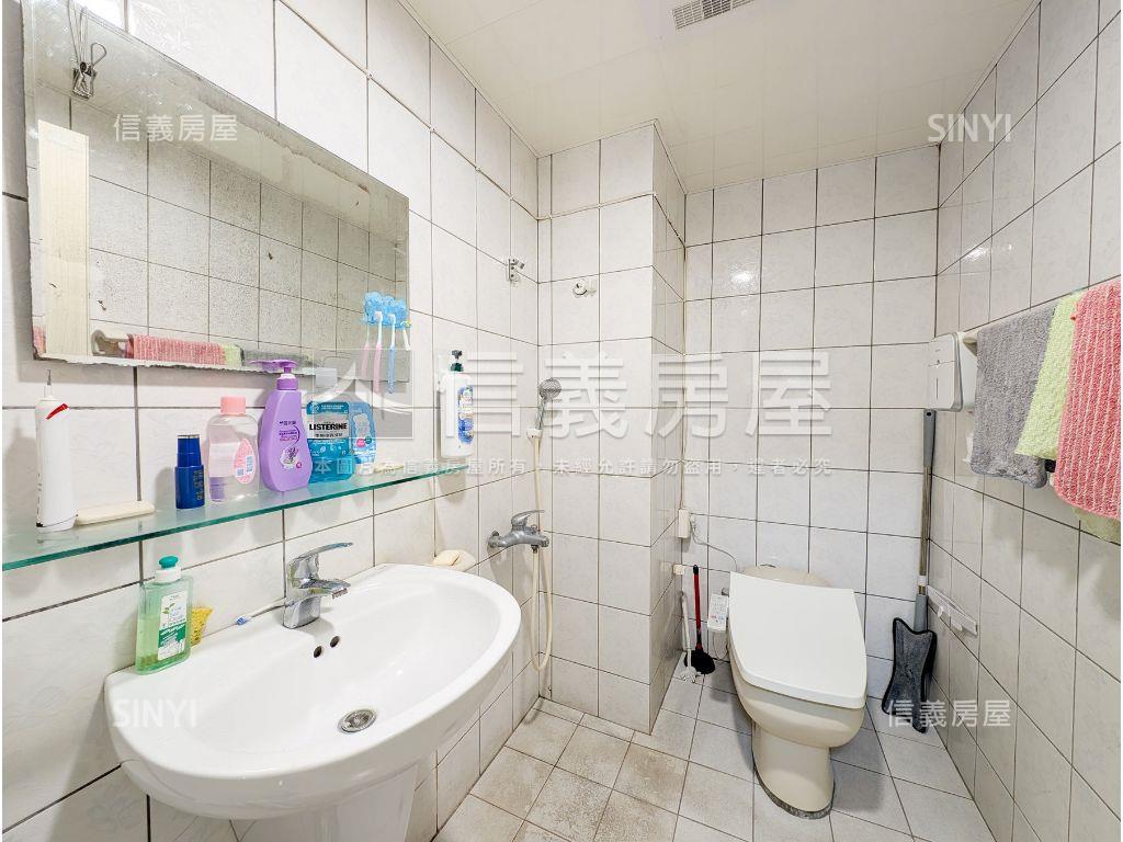 親水公園雅緻四房房屋室內格局與周邊環境