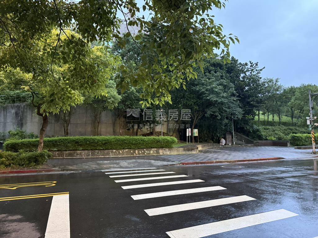 成功面公園麗景２房房屋室內格局與周邊環境