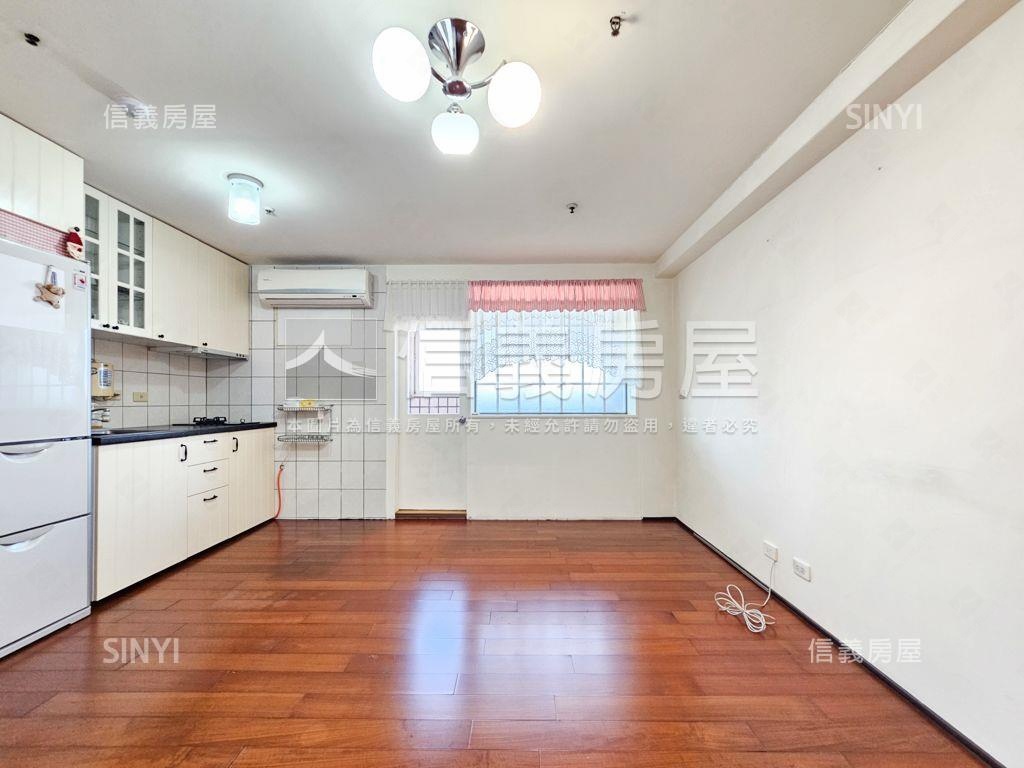 香格里拉漂亮景觀２房房屋室內格局與周邊環境