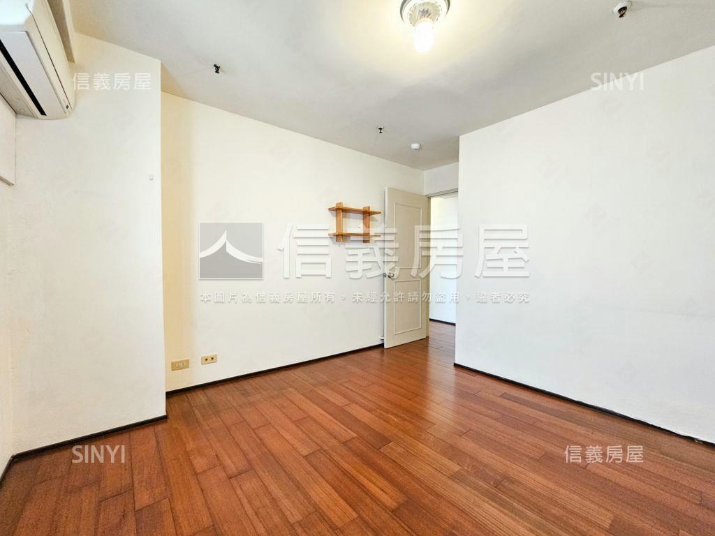 香格里拉漂亮景觀２房房屋室內格局與周邊環境