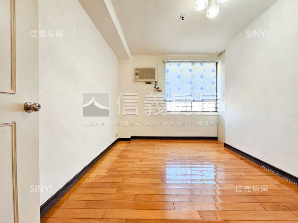 香格里拉漂亮景觀２房房屋室內格局與周邊環境