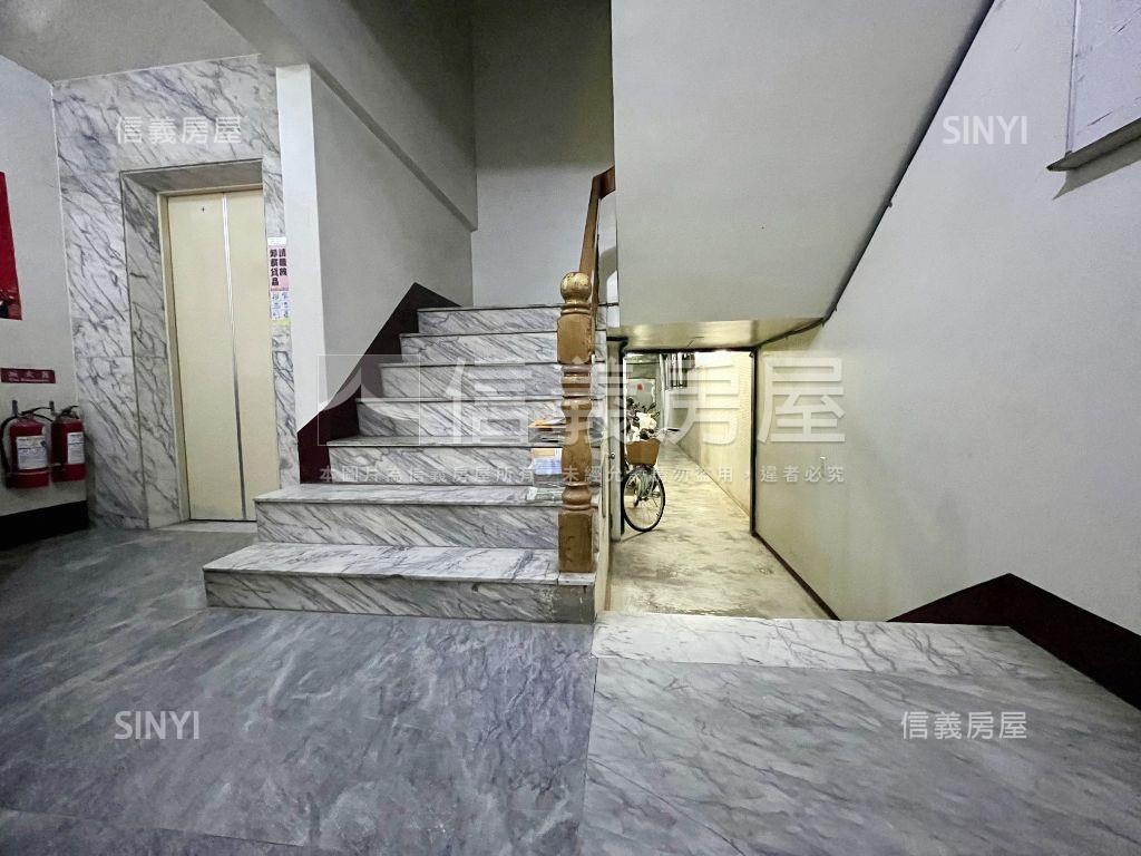 復興六合稀有大空間辦公室房屋室內格局與周邊環境