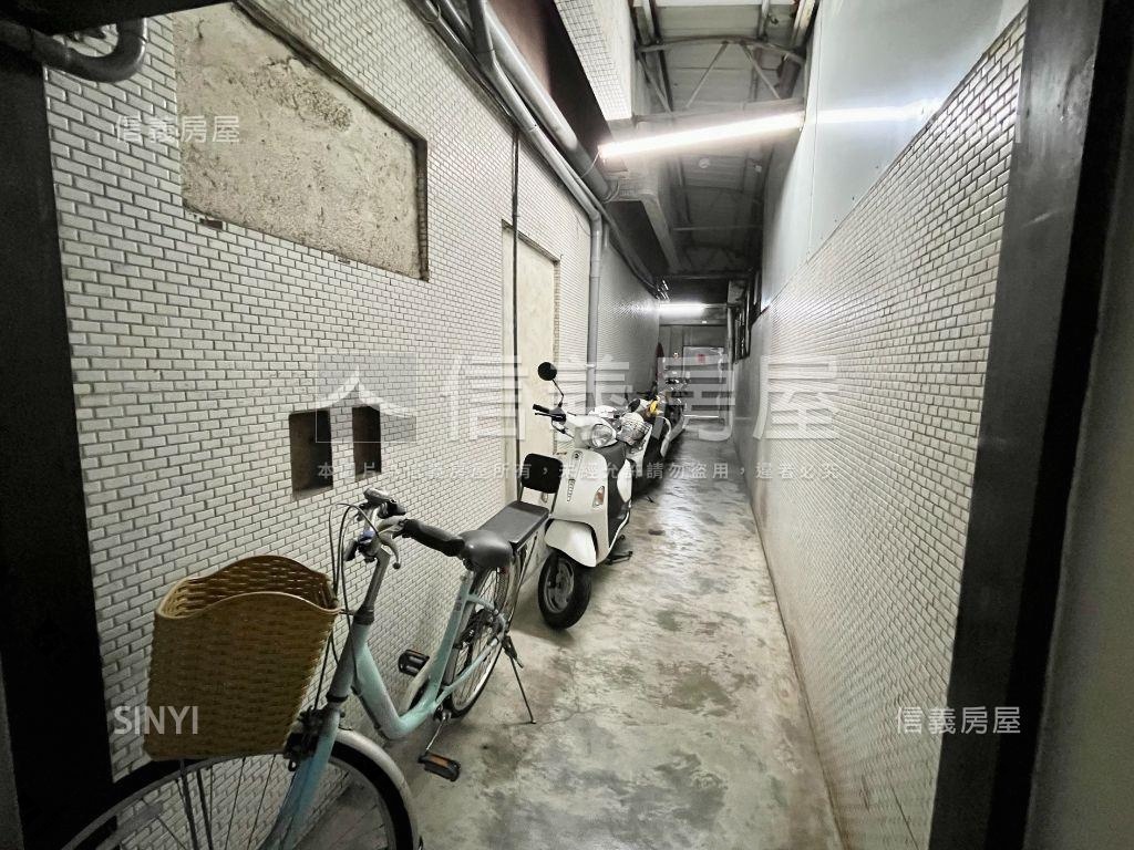 復興六合稀有大空間辦公室房屋室內格局與周邊環境