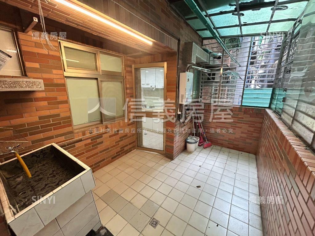 中央新村四房吉品美屋房屋室內格局與周邊環境