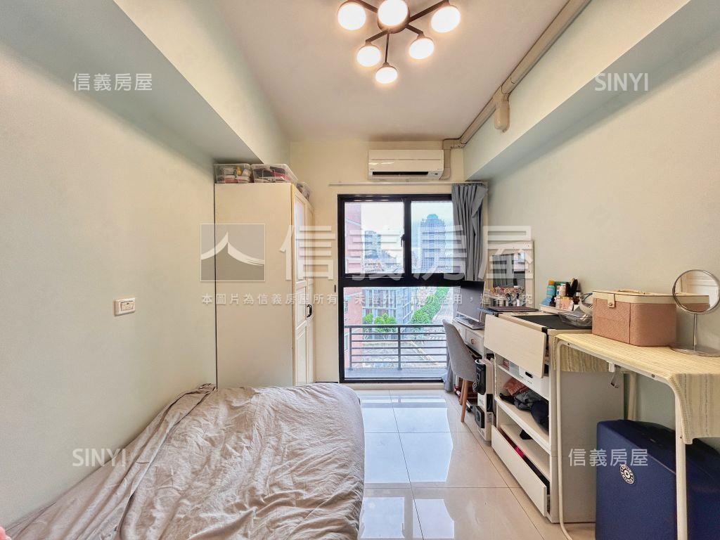 北屯近雙鐵共構美兩房車位房屋室內格局與周邊環境