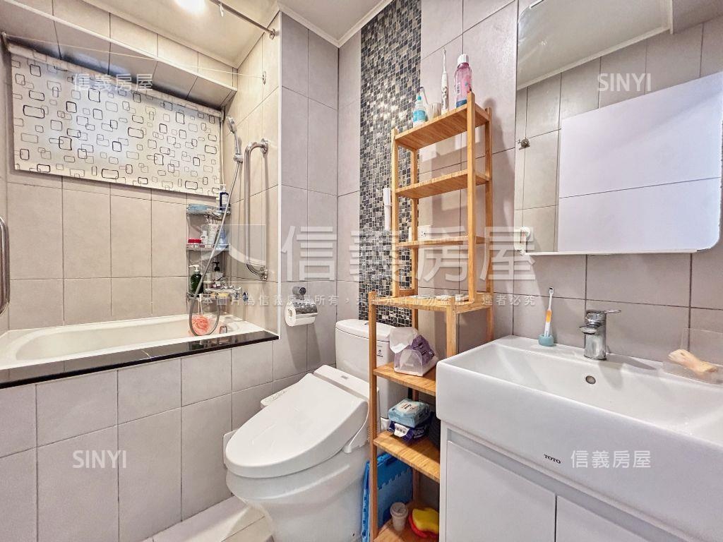 北屯近雙鐵共構美兩房車位房屋室內格局與周邊環境