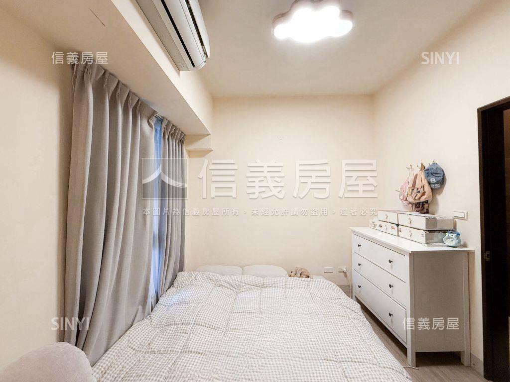 巨蛋高樓明亮成家四房平車房屋室內格局與周邊環境