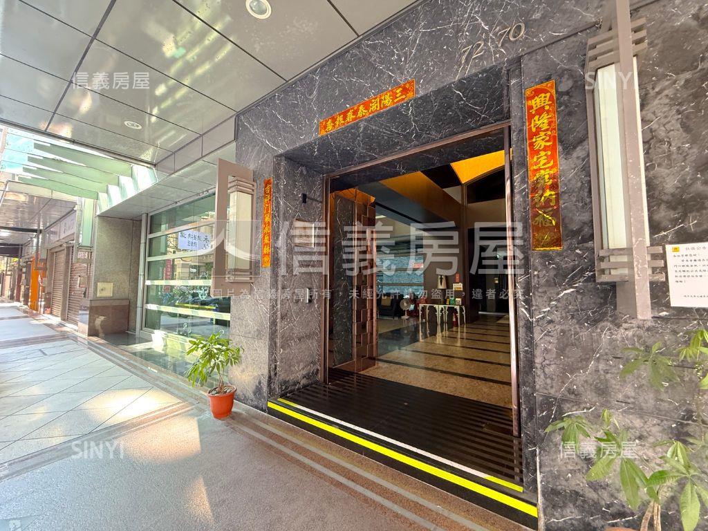 巨蛋高樓明亮成家四房平車房屋室內格局與周邊環境