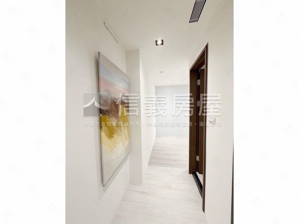 新家落成。心家家兩房車位房屋室內格局與周邊環境