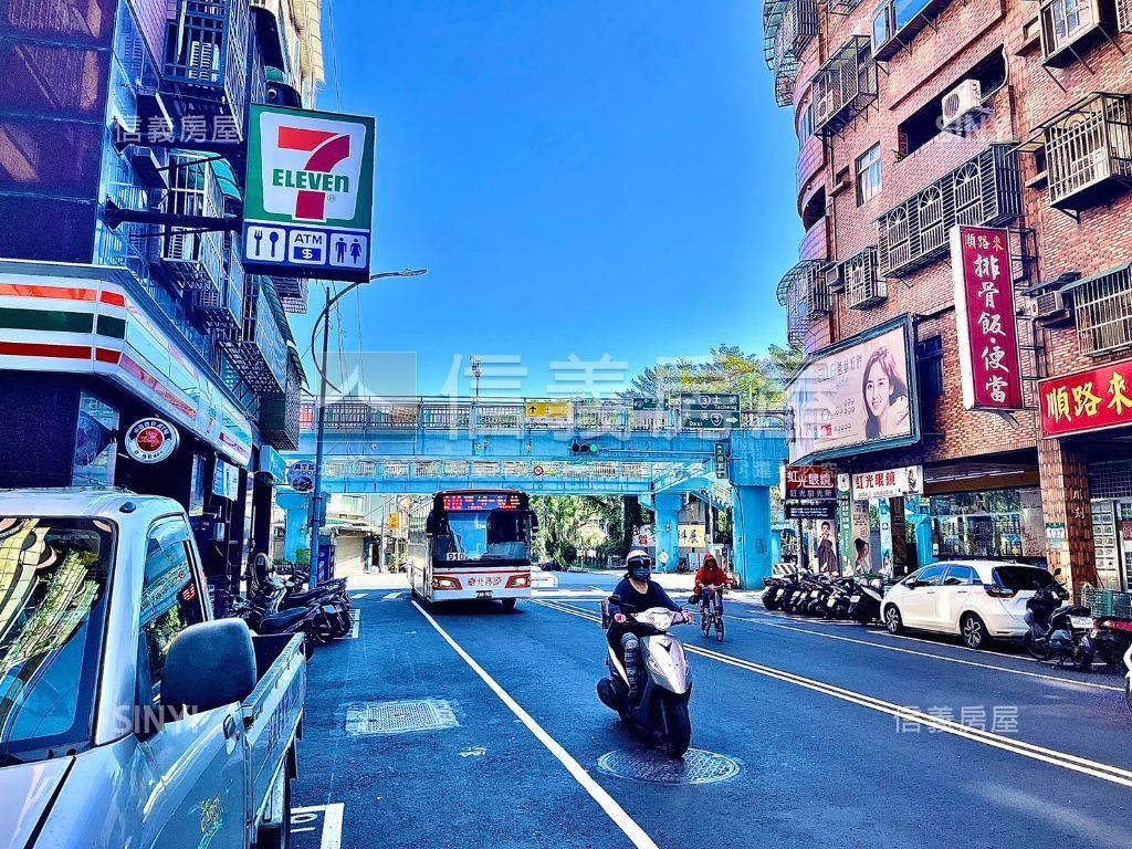 新家落成。心家家兩房車位房屋室內格局與周邊環境