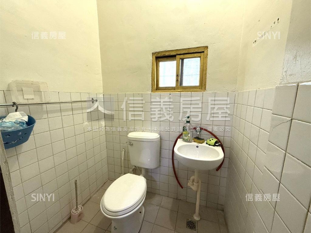 勤益旁活路朝南好棒棒透天房屋室內格局與周邊環境